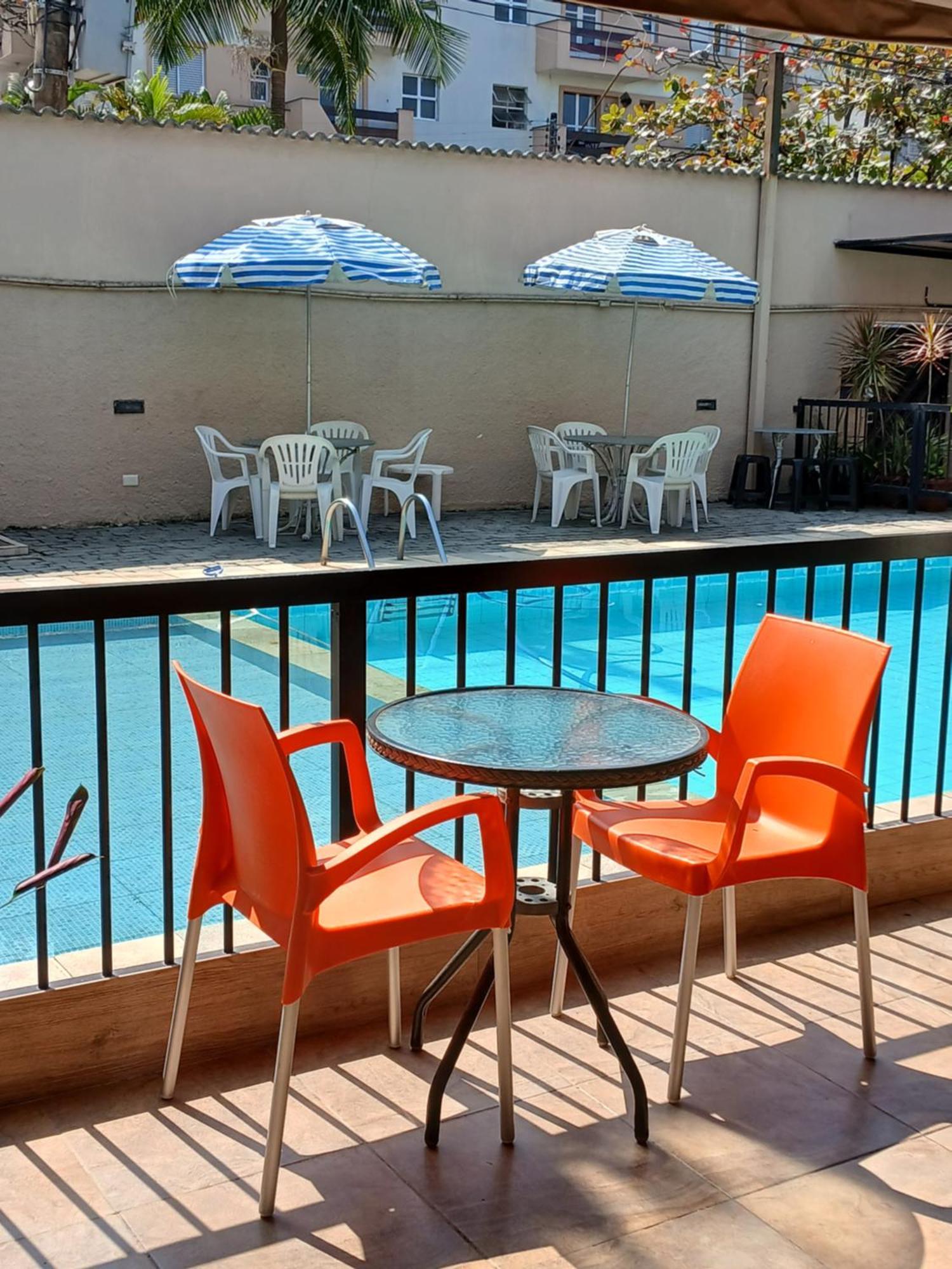 Pousada Parque Suites Estacionamento E Piscina Guarujá Eksteriør bilde